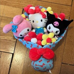 Hello Kitty Plush Bouquet - My Melody, Hello Kitty and Kuromi